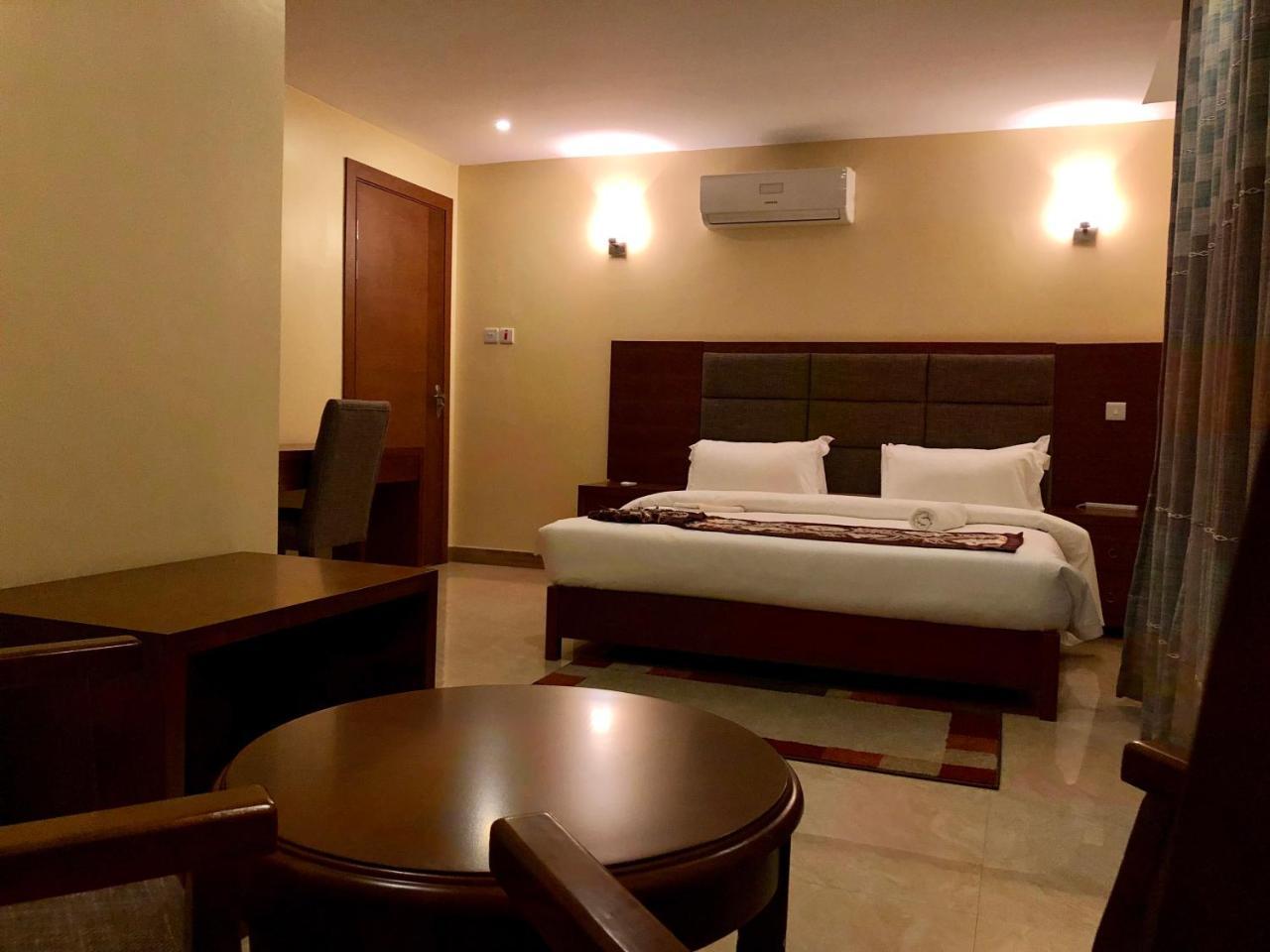 Imperial Hotel & Apartments Dár Al-Szalám Kültér fotó